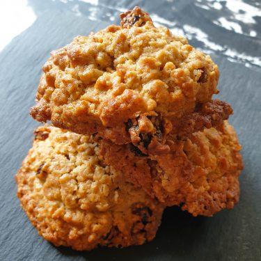 Havregryn og rosin cookies