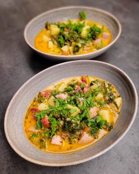 Kartoffelsuppe med chorizo