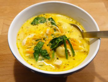 Kylling og gnocchi suppe